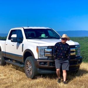 Meet your Posher, Keven